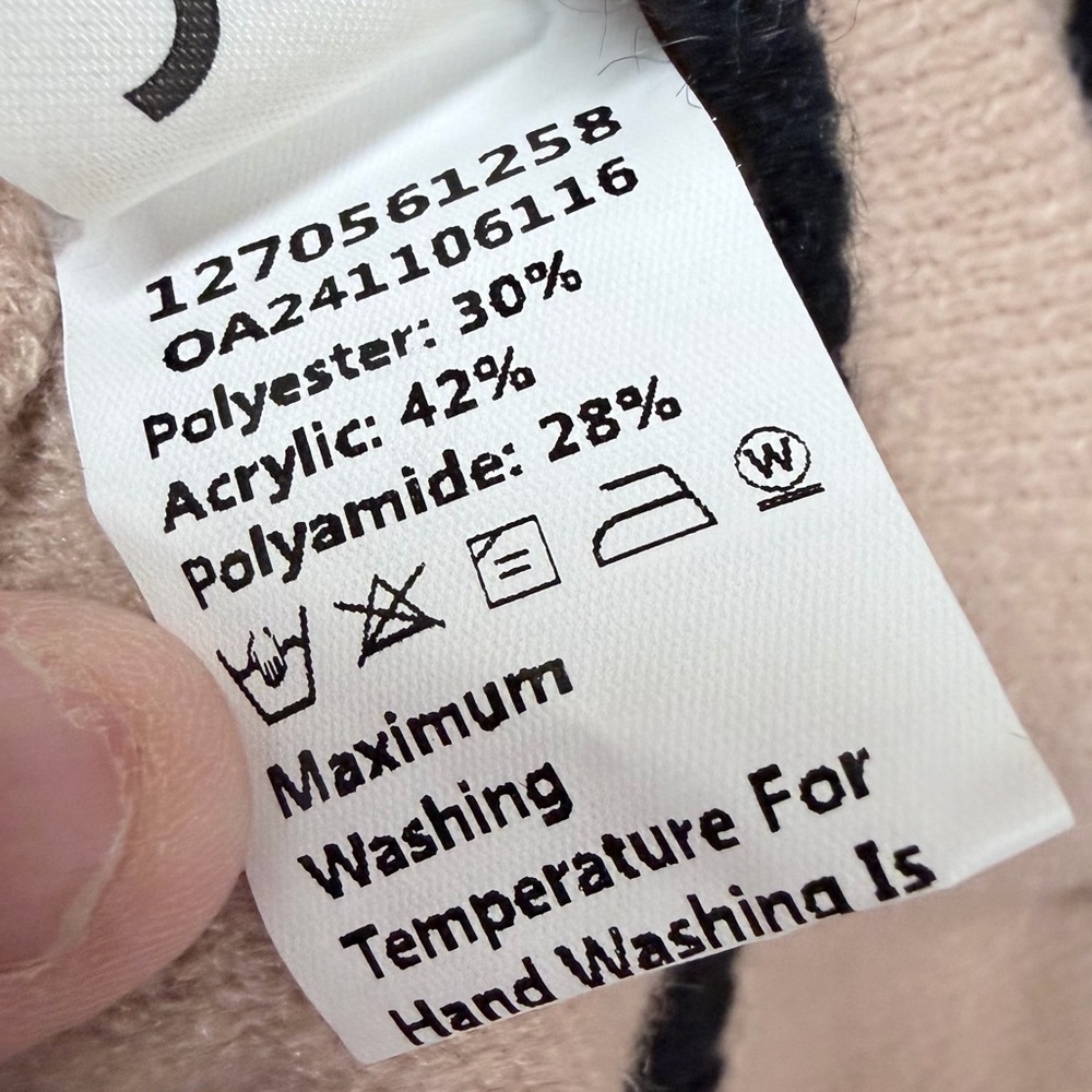 NWT Commense Contrast Wave Bow Sweater Cropped Tan and Black size medium - Picture 8 of 13